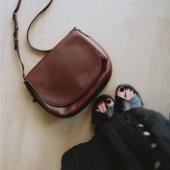 Celine natural calfskin Trotteur messenger bag 2013-2014 burgundy brown - Picture 3 of 5